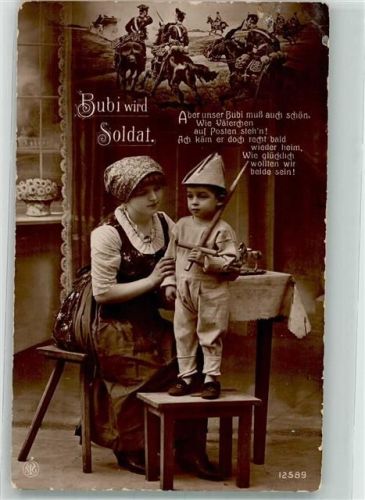 Der Junge Bubi mit Holzschwert und Papierschiffchen Kavallerie NPG 12589 WK I