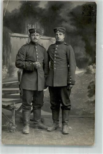 Erfurt 1914 Zwei Landser in Uniform im Fotostudio Ort lt. Fotograf Kühn