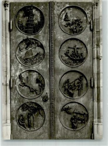 Esslingen Bronzetür von Ulrich Henn an der Stadtkirche St. Dionysius