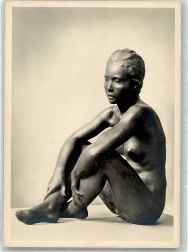 Sitzendes Mädchen von Rudolf Agricola Film-Foto-Verlag Nr. 59