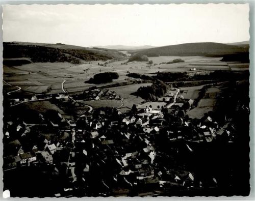 Usseln Fliegeraufnahme des Ortes Ort handschriftlich Foto Original aus Archiv eines Ansichtskartenverlags