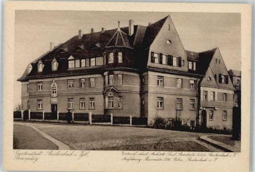 08468 O9800 Reichenbach , Vogtl - Gartenstadt, Hausansicht am Rosenplatz