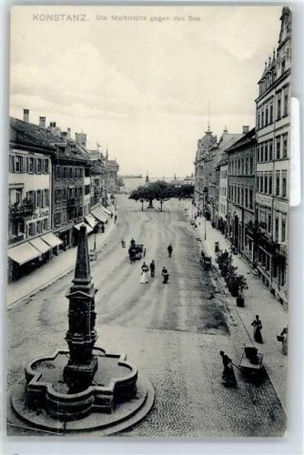 Konstanz Die Marktstätte gegen den See, Brunnen