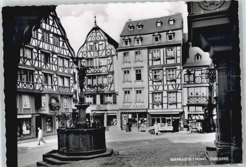 Bernkastel Marktplatz, Brunnen