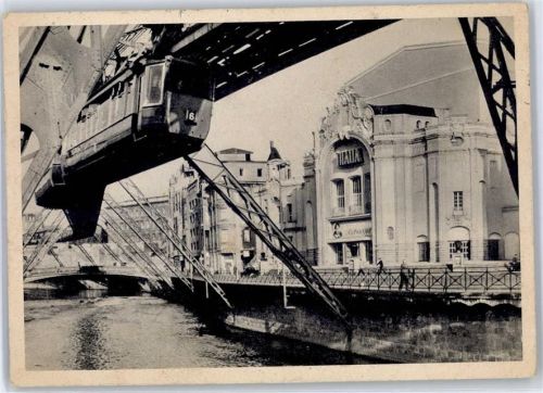 Wuppertal Schwebebahn am Thalia Theater