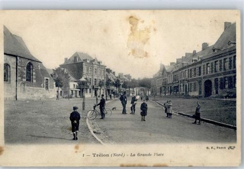 59132 Trelon - La Grand Place