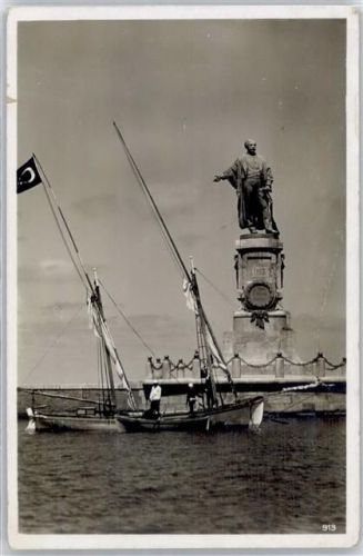 Port Said Lesseps-Denkmal, Boote