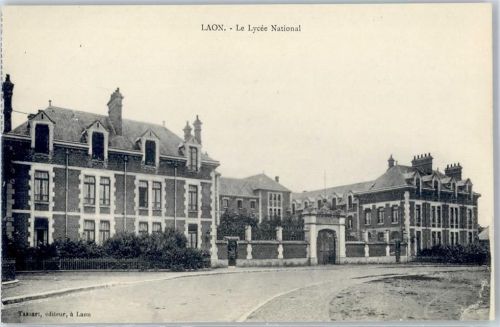 Laon Le Lycee National AKU1