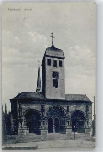 Vouziers 1915 Kirche