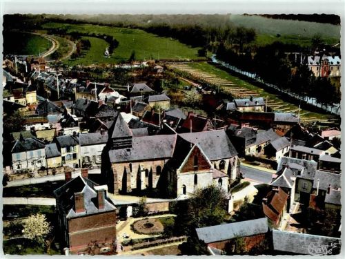 Marseille-en-Beauvaisis Fliegeraufnahme Kirche Chateau AKU1