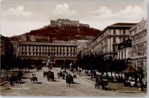 Napoli Rathaus-Platz