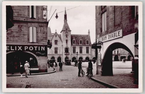 Libourne Place Abel Surchamp Fahrrad Autos