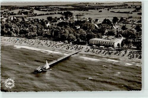 Timmendorfer Strand Fliegeraufnahme Strand Segelboot