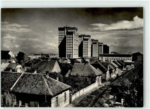 Kladno Hochhäuser auf der Siegesstraße