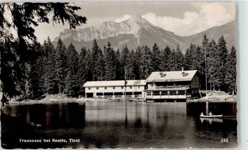 Reutte Frauensee Tirol Ruderboot