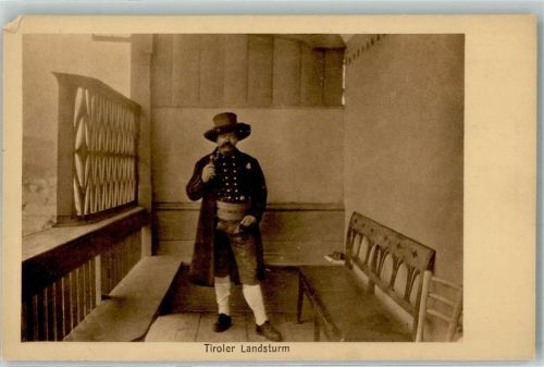Tiroler Landsturm Tracht Pfeife Mann Hut