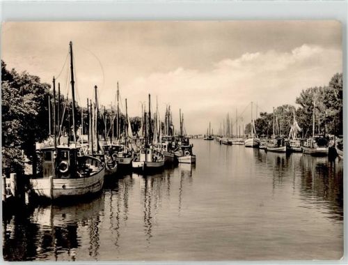 Warnemünde Am alten Strom