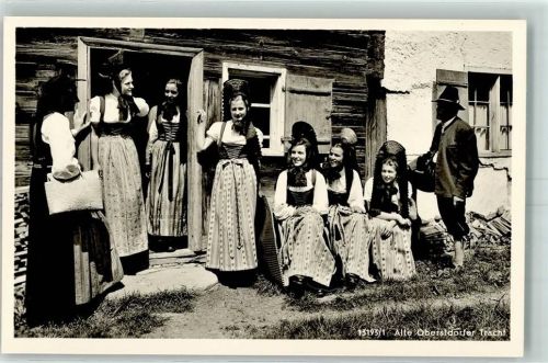 Oberstdorf Allgäu Tracht Gruppenbild