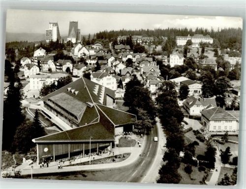 Oberhof Panorama des Ortes mit Exotarium Oberhof und Panorama Hotel