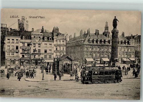 Lille 1915 Grand Place Straßenbahn Tram Geschäft Office des Recherches Denkmal Säule Chocolate Menier Feldpost Armeekorps
