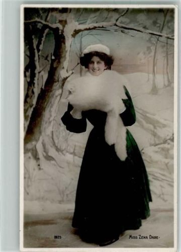 1906 Miss Zena Dare Winter Muff Rotophot 0625