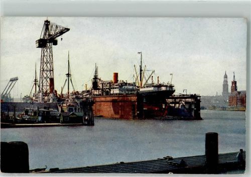 Hamburg Dampfer Rhaetia im Dock
