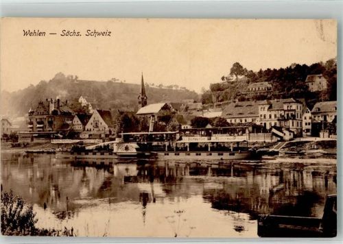 Wehlen Stadt Panorama des Ortes an der Elbe mit Ev. Kirche und Raddampfer Verlag Alfred Hartmann 807