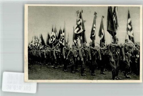 Coburg Sammelbild Marschierende SA-Männer mit Hakenkreuzfahnen Album Nr. 8 Deutschland erwacht Nr. 77
