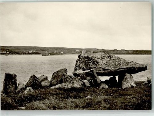Steinkreise und Gräber No. III/8 Cleggan Druid's Altar Irland Fotograf Karl Hublow Konstanz