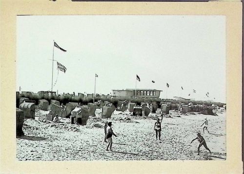 Döse Foto montiert auf Karton Strand am Strandhaus