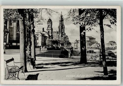 Dresden Auf der Brühlschen Terrasse