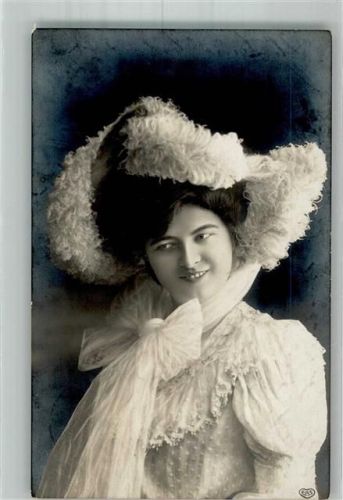 1909 Frau EAS 533