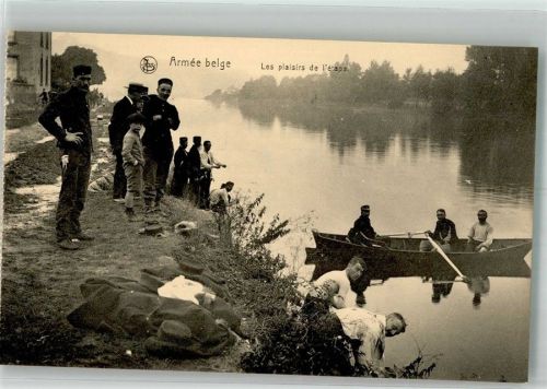 Soldaten beim Waschen in einem Fluss Fotograf Nels WK I