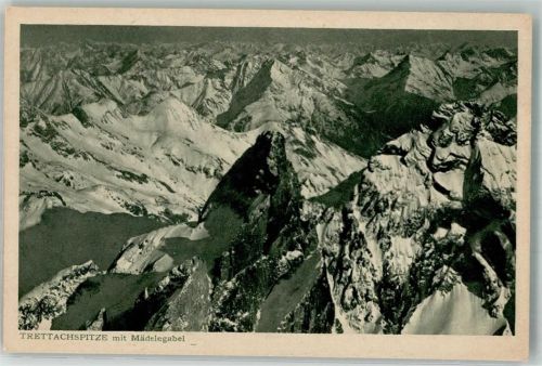 Oberstdorf Fliegeraufnahme von Trettachspitze mit Mädelegabel