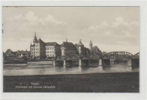 Torgau Torgau mit Elbbrücke und Schloß Hartenfels gelaufen von 1932. Gute Erhaltung.