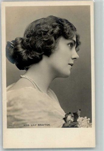 Miss Lily Brayton