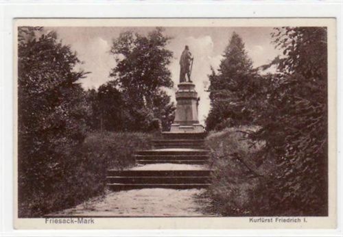 Kurfürst Friedrich I. in Friesack-Mark gelaufen 1932. Leichter Bug, sonst gut erhalten.