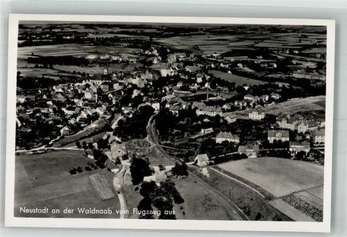 Neustadt 1938 Fliegeraufnahme des Ortes mit der Kirche St. Georg