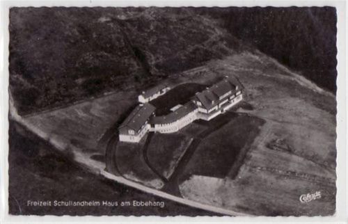 Freizeit und Schullandheim Haus am Ebbehang gelaufen von 1962 kleiner Knick unten links und rechts, leichter Bug oben rechts, sonst gut erhalten
