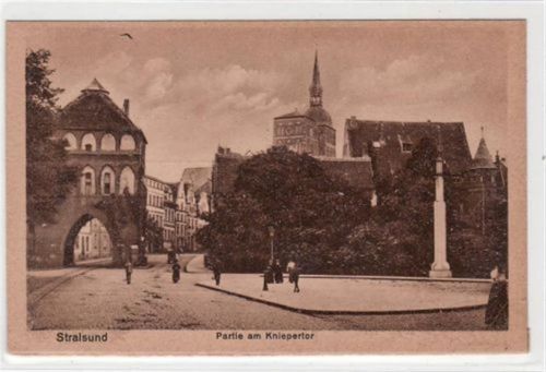 Stralsund Stralsund mit Partie am Kniepertor ungelaufen Gute Erhaltung.