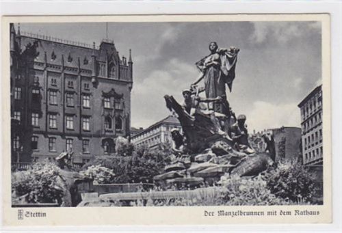 Stettin Stettin / Szczecin. Manzelbrunnen Rathaus gelaufen 1939 kleiner Knick an der linken unteren Ecke , sonst gut erhalten