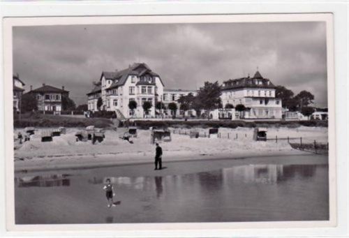 Scharbeutz mit Strandpartie u. Kurhotel ungelaufen Gute Erhaltung.