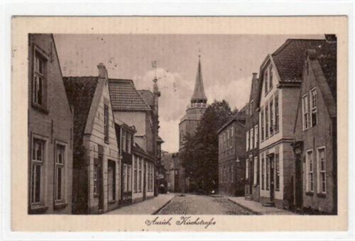 Aurich mit Kirchstraße gelaufen, mit Stempel von 1928, Marke entfernt kleiner Knick unten rechts, leichte Stempelspuren, sonst gut erhalten