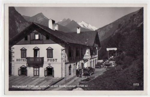 Heiligenblut mit Hotel Post und Großglockner gelaufen von 1929. Gute Erhaltung.