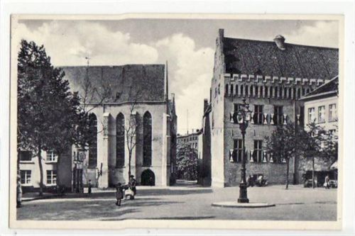 Wesel mit Kornmarkt und Johanniter - Komturei gelaufen, mit Marke und Stempel von 1940. Gute Erhaltung.