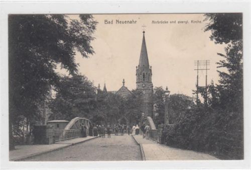 Bad Neuenahr. Ahrbrücke evangelische Kirche gelaufen, 1908. Leichter Stempeldurchdruck, Vorderseite löst sich am Eck unten links leicht von der Rückseite, leicht stockfleckig, sonst gut erhalten