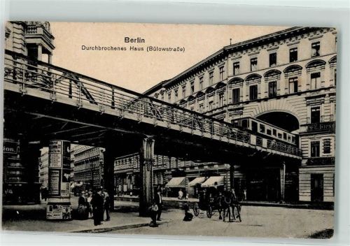 Schöneberg Durchbrochenes Haus Hochbahn Litfaßsäule Kutsche