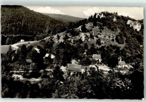 Niesten mit Burg