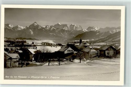 Oy mit Füssener u. Pfrontner Berge u. Zugspitze Winter