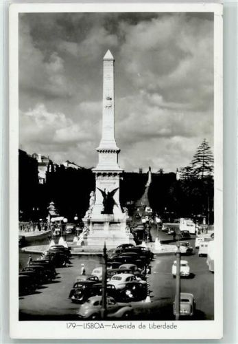 Lisboa Avenida da Liberdade Auto Säule